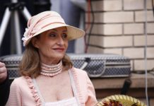 LJILJANA JAKŠIĆ PROGOVORILA O OCU SVOG DJETETA: Mlađi je od glumice koja je rodila u 52. godini, a on do dana današnjeg ne želi da vidi ćerku OVO JE OTAC DETETA LJILJANE JAKŠIĆ Mlađi je od glumice koja je rodila u 52. godini, a on do dana današnjeg ne želi da vidi ćerku - featured image