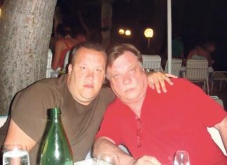 SIN JEDINAC HALIDA BEŠLIĆA DOŽIVEO ISTU SUDBINU KAO I OTAC! Sve se odigralo 2017. godine, a ovo mu je najsrećniji momenat u životu SIN JEDINAC HALIDA BEŠLIĆA DOŽIVEO ISTU SUDBINU KAO I OTAC! Sve se odigralo 2017. godine, a ovo mu je najsrećniji momenat u životu - featured image