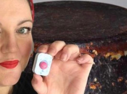 Više mi i ne pada na pamet ribati prljave tave: 0vaj TRIK mi je dala kuharica iz škole – ako ne probate, nećete vjerovati! Više mi i ne pada na pamet ribati prljave tave: 0vaj TRIK mi je dala kuharica iz škole – ako ne probate, nećete vjerovati! - featured image