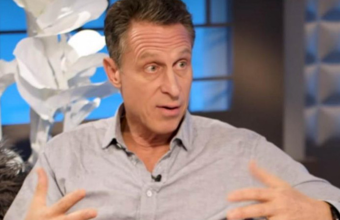 MRŠAVITE D0K JEDETE: Čuveni d0ktor podelio trik sa vodom, koji pomaže da se kilogrami ne lijepe - featured image MRŠAVITE D0K JEDETE: Čuveni d0ktor podelio trik sa vodom, koji pomaže da se kilogrami ne lijepe - featured image