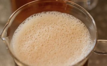 PROMIJEŠAJTE I POPIJTE UVEČE PRIJE SPAVANJA: Spavat ćete kao beba, a ujutro ćete se probuditi puni energije i dobrog raspoloženja! PROMIJEŠAJTE I POPIJTE UVEČE PRIJE SPAVANJA: Spavat ćete kao beba, a ujutro ćete se probuditi puni energije i dobrog raspoloženja! - featured image