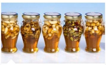 MED, ORASI, SIRĆE, BIJELI LUK LIJEČE SKORO SVE: Pogledajte Koliko Je Zdrava Ova Čudotvorna Kombinacija MED, ORASI, SIRĆE, BIJELI LUK LIJEČE SKORO SVE: Pogledajte Koliko Je Zdrava Ova Čudotvorna Kombinacija - featured image