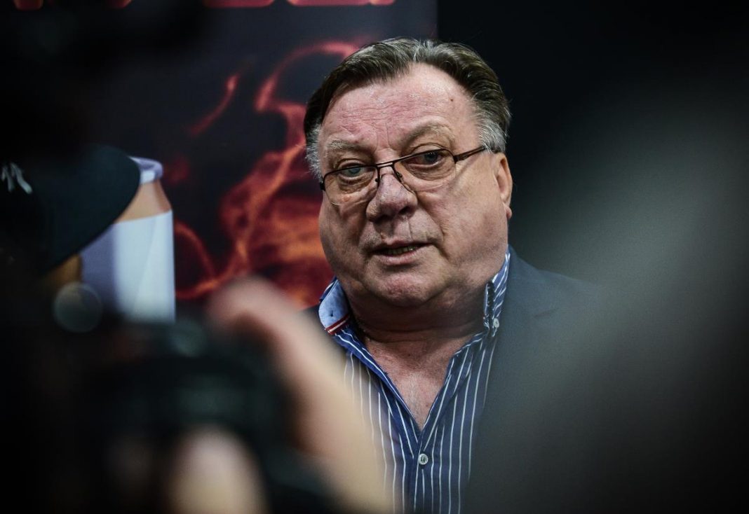 Ovo su 3 osobe sa kojima Halid Bešlić nije pričao: Prevarili ga na gusan način, on im sve oprostio i jednom rečenicom ih postideo - featured image