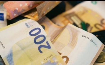 Kamion sa parama im stiže! Od decembra 2025. samo jedan horoskopski znak će biti izabranik sreće Kamion sa parama im stiže! Od decembra 2025. samo jedan horoskopski znak će biti izabranik sreće - featured image