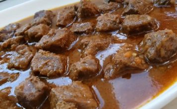 ČUVENI KUHAR OTKRIO RECEPT ZA PRAVI GULAŠ: Zbog 1 sastojka meso bude mekano kao duša, a saft preukusan ČUVENI KUHAR OTKRIO RECEPT ZA PRAVI GULAŠ: Zbog 1 sastojka meso bude mekano kao duša, a saft preukusan - featured image