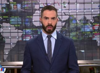 Voditelj Pinka uživo u programu dao otkaz: Javnost plakala zbog njegove strašne sudbine, a onda šokirao sve odlukom Voditelj Pinka uživo u programu dao otkaz: Javnost plakala zbog njegove strašne sudbine, a onda šokirao sve odlukom - featured image