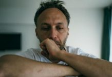 “Advokat sam za razvode već 27 godina: Ako par kaže ovu frazu – ja znam da im pomoći nema, njihov brak je uništen zauvek” "Advokat sam za razvode već 27 godina: Ako par kaže ovu frazu - ja znam da im pomoći nema, njihov brak je uništen zauvek" - featured image