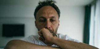 “Advokat sam za razvode već 27 godina: Ako par kaže ovu frazu – ja znam da im pomoći nema, njihov brak je uništen zauvek” "Advokat sam za razvode već 27 godina: Ako par kaže ovu frazu - ja znam da im pomoći nema, njihov brak je uništen zauvek" - featured image