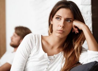 ZLO JE U TVOJOJ BLIZINI: 8 znakova da vas neka osoba ne može ‘očima smisliti’ ZLO JE U TVOJOJ BLIZINI: 8 znakova da vas neka osoba ne može ‘očima smisliti’ - featured image