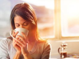 Pet jutarnjih napitaka koji pomažu u mršavljenju, a nisu kafa: Male promene za brze rezultate Pet jutarnjih napitaka koji pomažu u mršavljenju, a nisu kafa: Male promene za brze rezultate - featured image