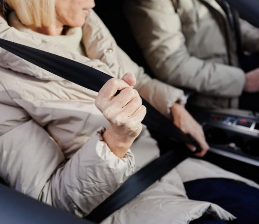 Ne vozite se u automobilima u zimskim jaknama, isto važi i za decu: Javlja se jedan veliki problem, ovo je važno da znate Ne vozite se u automobilima u zimskim jaknama, isto važi i za decu: Javlja se jedan veliki problem, ovo je važno da znate - featured image