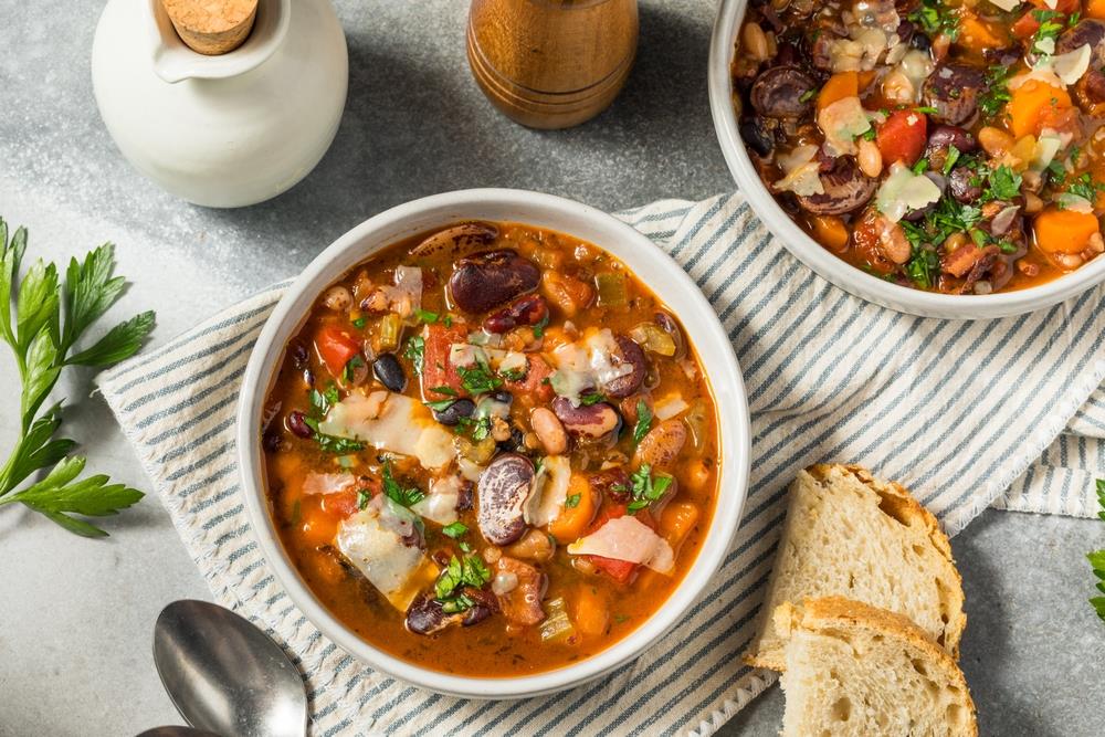 Isceljujuća čorba koja jača imunitet i čisti organizam: Ručak kao terapija iz kuhinje - featured image Isceljujuća čorba koja jača imunitet i čisti organizam: Ručak kao terapija iz kuhinje - featured image