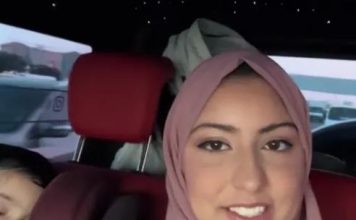 “Dobijam samo 70.000 evra dnevno, ali ova zabrana mi najteže pada” Žena milionera otkrila drugu stranu medalje, evo kako izgleda njen život (VIDEO) "Dobijam samo 70.000 evra dnevno, ali ova zabrana mi najteže pada" Žena milionera otkrila drugu stranu medalje, evo kako izgleda njen život (VIDEO) - featured image