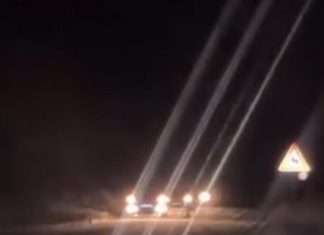 STRAVIČAN SNIMAK SA PUTEVA SRBIJE! Vozači izašli iz svojih vozila i u NEVERICI gledaju prizor: Sneg napravio haos širom zemlje! (VIDEO) STRAVIČAN SNIMAK SA PUTEVA SRBIJE! Vozači izašli iz svojih vozila i u NEVERICI gledaju prizor: Sneg napravio haos širom zemlje! (VIDEO) - featured image