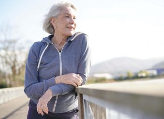 Ovo je najopasnija godina vašeg života: Stručnjak za dugovečnost otkriva kako da je preživite Ovo je najopasnija godina vašeg života: Stručnjak za dugovečnost otkriva kako da je preživite - featured image