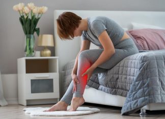 Kako da se rešite grčeva u nogama? Evo zašto se javljaju i šta vam telo poručuje Kako da se rešite grčeva u nogama? Evo zašto se javljaju i šta vam telo poručuje - featured image