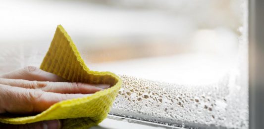 Evo kako da izbegnete zamagljene prozore zimi: Sve što vam je potrebno već je u vašoj kuhinji Evo kako da izbegnete zamagljene prozore zimi: Sve što vam je potrebno već je u vašoj kuhinji - featured image