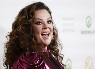 Svi je pamte kao bucku iz humorističkih filmova, a sad je suva kao grana: Slavna glumica izgubila 45 kilograma Svi je pamte kao bucku iz humorističkih filmova, a sad je suva kao grana: Slavna glumica izgubila 45 kilograma - featured image