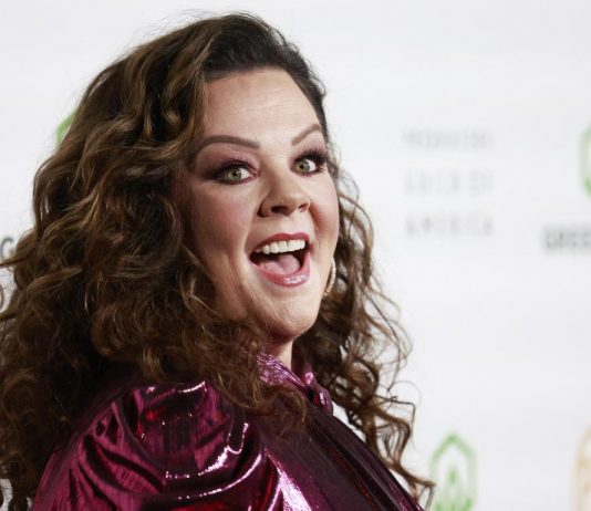 Svi je pamte kao bucku iz humorističkih filmova, a sad je suva kao grana: Slavna glumica izgubila 45 kilograma Svi je pamte kao bucku iz humorističkih filmova, a sad je suva kao grana: Slavna glumica izgubila 45 kilograma - featured image