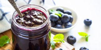 Recept za najukusniji zdravi džem od borovnica bez šećera: Brzo se pravi, a podjednako je ukusan kao klasičan Zdrav džem od borovnica bez šećera: Brzo se pravi, a podjednako je ukusan kao klasičan - featured image