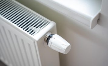 Trik od par minuta: Inženjer iz toplane otkrio kako da vam radijatori budu topliji, a račun za struju manji Trik od par minuta: Inženjer iz toplane otkrio kako da vam radijatori budu topliji, a račun za struju manji - featured image