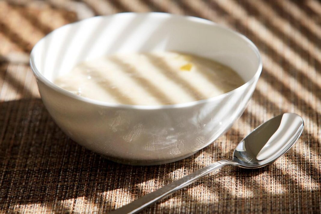 GASTROENTEROLOG OTKRIO PIĆE KOJE ODMAH ISPERE 2 METARA DEBELOG CREVA: Zdravije nego KEFIR, odmah se očistite skroz! - featured image