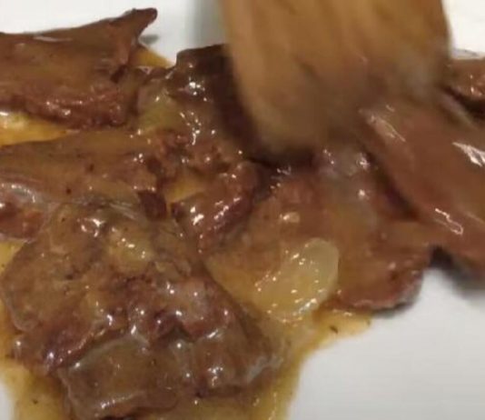 OVU “ZLOGLASNU” NAMIRNICU JEDEMO ZA DORUČAK, A IZAZIVA UŽASNU STVAR! Doktorka UPOZORAVA da ne POSTOJI VEĆE ZLO! OVU "ZLOGLASNU" NAMIRNICU JEDEMO ZA DORUČAK, A IZAZIVA UŽASNU STVAR! Doktorka UPOZORAVA da ne POSTOJI VEĆE ZLO! - featured image