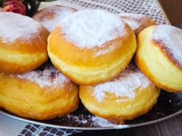 Ovake krofne niste jeli ni u najboljoj pekari: Caka zlata vredna, nekoliko kapi ovoga čuda čini Ovake krofne niste jeli ni u najboljoj pekari: Caka zlata vredna, nekoliko kapi ovoga čuda čini - featured image