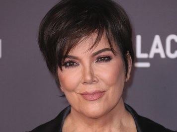 Najbolje frizure za žene u 40-im i 50-im: Brišu godine s lica, a stilizuju se veoma jednostavno Najbolje frizure za žene u 40-im i 50-im: Brišu godine s lica, a stilizuju se veoma jednostavno - featured image