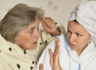 SNAHI ĆE OPROSTITI PRLJAVU KUĆU, ALI OVU IZJAVU NIKAD NEĆE: Ovih 5 stvari su trn u oko skoro svakoj svekrvi SNAHI ĆE OPROSTITI PRLJAVU KUĆU, ALI OVU IZJAVU NIKAD NEĆE: Ovih 5 stvari su trn u oko skoro svakoj svekrvi - featured image