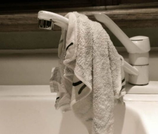 Stvari u našem domu koje odmah otkrivaju siromaštvo, kao i pohlepu i nedostatak ljubavi prema sebi Stvari u našem domu koje odmah otkrivaju siromaštvo, kao i pohlepu i nedostatak ljubavi prema sebi - featured image