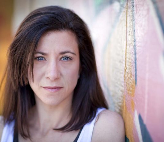 Kako se rešiti patnje i tuge za 1 minut: Psihološki trik koji menja život Kako se rešiti patnje i tuge za 1 minut: Psihološki trik koji menja život - featured image