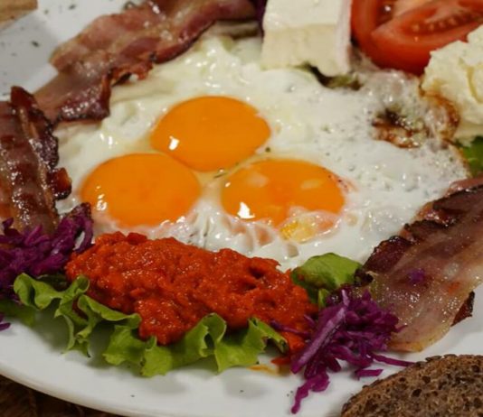 Holesterol se ne dobija od jaja i slanine, već od ove 2 stvari: Razaraju jetru i stvaraju masnoću Holesterol se ne dobija od jaja i slanine, već od ove 2 stvari: Razaraju jetru i stvaraju masnoću - featured image