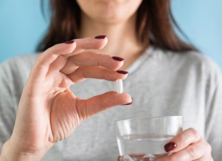 Da li protiv bolova popiti ibuprofen ili paracetamol? Farmaceut rešava večitu dilemu Da li protiv bolova popiti ibuprofen ili paracetamol? Farmaceut rešava večitu dilemu - featured image