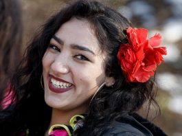 Horoskop za mart po ciganskim kartama: Ovom znaku će sreća otvoriti sva vrata, blistaće od sreće i sve će im ići od ruke Horoskop za mart po ciganskim kartama: Ovom znaku će sreća otvoriti sva vrata, blistaće od sreće i sve će im ići od ruke - featured image