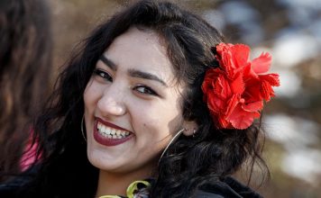 Horoskop za mart po ciganskim kartama: Ovom znaku će sreća otvoriti sva vrata, blistaće od sreće i sve će im ići od ruke Horoskop za mart po ciganskim kartama: Ovom znaku će sreća otvoriti sva vrata, blistaće od sreće i sve će im ići od ruke - featured image