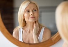 Kako da se rešite bora na vratu bez igle? Jednostavni prirodni trikovi koji stvarno pomažu Kako da se rešite bora na vratu bez igle? Jednostavni prirodni trikovi koji stvarno pomažu - featured image