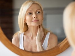 Kako da se rešite bora na vratu bez igle? Jednostavni prirodni trikovi koji stvarno pomažu Kako da se rešite bora na vratu bez igle? Jednostavni prirodni trikovi koji stvarno pomažu - featured image