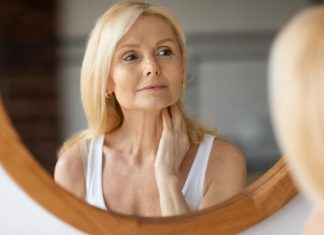 Kako da se rešite bora na vratu bez igle? Jednostavni prirodni trikovi koji stvarno pomažu Kako da se rešite bora na vratu bez igle? Jednostavni prirodni trikovi koji stvarno pomažu - featured image