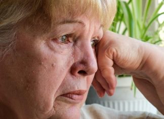 5 stvari koje ne treba praštati ni najrođenijima: Bliskost ne daje dozvolu za ponižavanje 5 stvari koje ne treba praštati ni najrođenijima: Bliskost ne daje dozvolu za ponižavanje - featured image