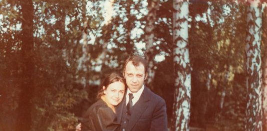 U Jugoslaviji nije bilo jače ljubavi od naše, a zbog jednog pisma zauvek smo se rastali: Javila sam mu se nakon 40 godina i saznala istinu koja me je raznela U Jugoslaviji nije bilo jače ljubavi od naše, a zbog jednog pisma zauvek smo se rastali: Javila sam mu se nakon 40 godina i saznala istinu koja me je raznela - featured image