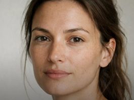 Psihologija objašnjava: Ako žena ne želi nositi šminku, evo šta to govori o njoj Psihologija objašnjava: Ako žena ne želi nositi šminku, evo šta to govori o njoj - featured image