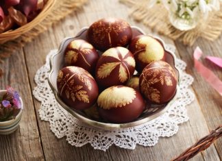 “Jaja ne treba farbati na Veliki petak”, poručuje popadija: “Monahinje u Žiči to rade na ovaj dan, svekrva me naučila” "Jaja ne treba farbati na Veliki petak", poručuje popadija: "Monahinje u Žiči to rade na ovaj dan, svekrva me naučila" - featured image