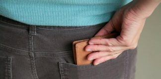 Jedna grupa ljudi u Srbiji dobija 65.000 na račune: Odmah proverite da li ste na spisku Jedna grupa ljudi u Srbiji dobija 65.000 na račune: Odmah proverite da li ste na spisku - featured image