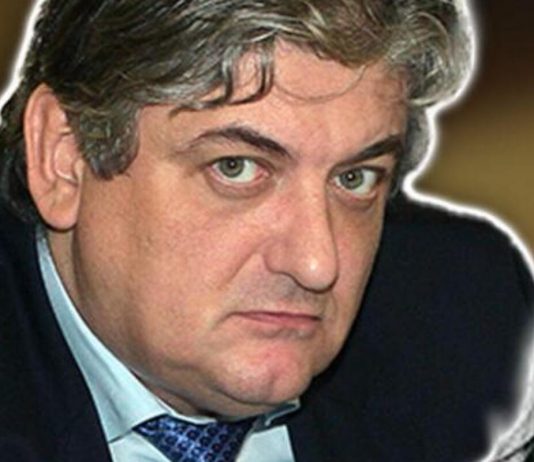 “3 GODINE SAM ŽIVELA U BEČU, BIJELIĆ JE DOLAZIO…” Pevačica progovorila o odnosu sa bivšim mužem Dragane Mirković "3 GODINE SAM ŽIVELA U BEČU, BIJELIĆ JE DOLAZIO..." Pevačica progovorila o odnosu sa bivšim mužem Dragane Mirković - featured image