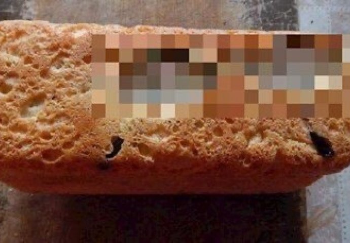 UPS, ŽENA ISPEKLA HLJEB, SKORO PUKLA OD SMIJEHA KAD JE UGLEDALA OVO NA NJEMU: Je li moguće da joj je promaklo? - featured image UPS, ŽENA ISPEKLA HLJEB, SKORO PUKLA OD SMIJEHA KAD JE UGLEDALA OVO NA NJEMU: Je li moguće da joj je promaklo? - featured image