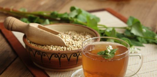 Blagotvorna heljda za bolju cirkulaciju: Recept travara koji čuva krvne sudove Blagotvorna heljda za bolju cirkulaciju: Recept travara koji čuva krvne sudove - featured image