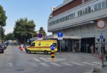 Šta učiniti ako osobu pogodi grom? “Nikako uza sebe ne bi smjeli nositi…” Šta učiniti ako osobu pogodi grom? “Nikako uza sebe ne bi smjeli nositi…” - featured image