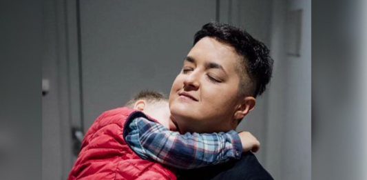 OVO JE STAN MARIJE ŠERIFOVIĆ: U njemu uživa sa sinom, a ponekad joj dođe i Verica: Suvi luksuz: 3 spavaće sobe, 2 kupatila… (FOTO) OVO JE STAN MARIJE ŠERIFOVIĆ: U njemu uživa sa sinom, a ponekad joj dođe i Verica: Suvi luksuz: 3 spavaće sobe, 2 kupatila... (FOTO) - featured image