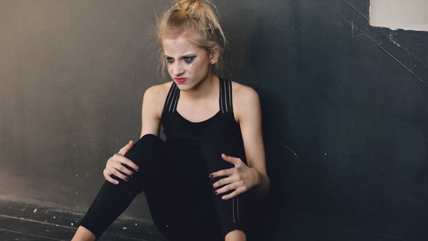 Žena se osjeća mladom sve dok ne primijeti ova 3 znaka: Tada starenje već polako počinje - featured image Žena se osjeća mladom sve dok ne primijeti ova 3 znaka: Tada starenje već polako počinje - featured image